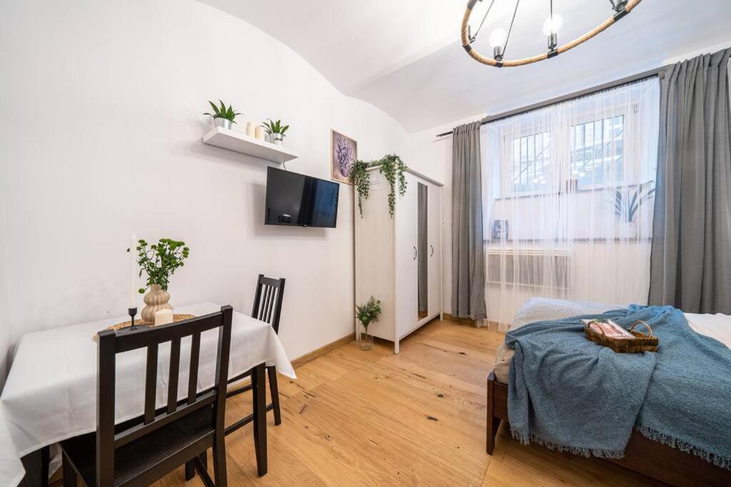 St. Miasto Studio คราคูฟ ภายนอก รูปภาพ